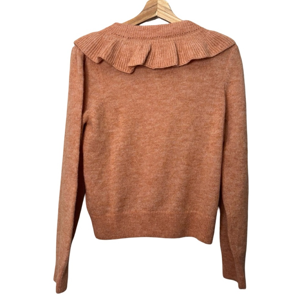 Doen Ruffled Neck Sweater - Picture 11 of 11